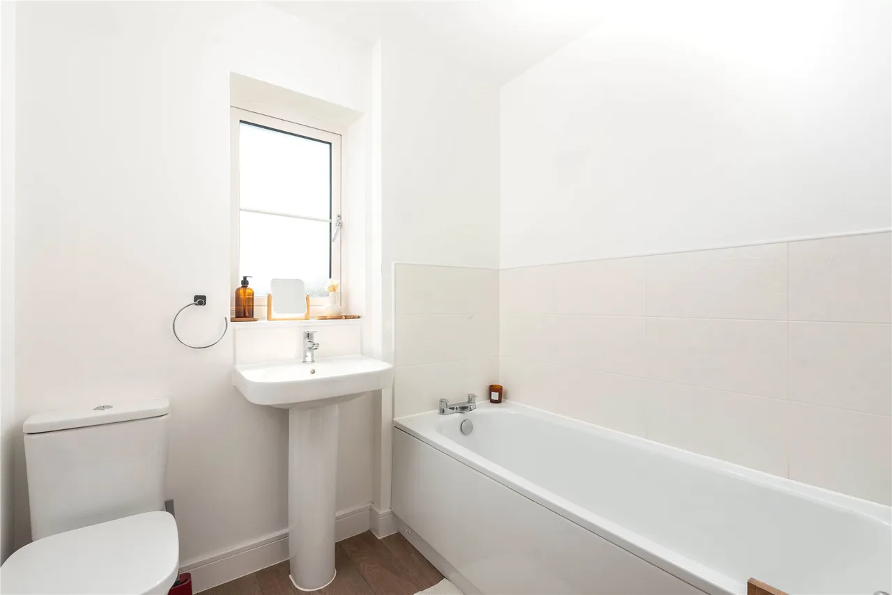 Limbrey Drive, Olney, MK46, photo 11