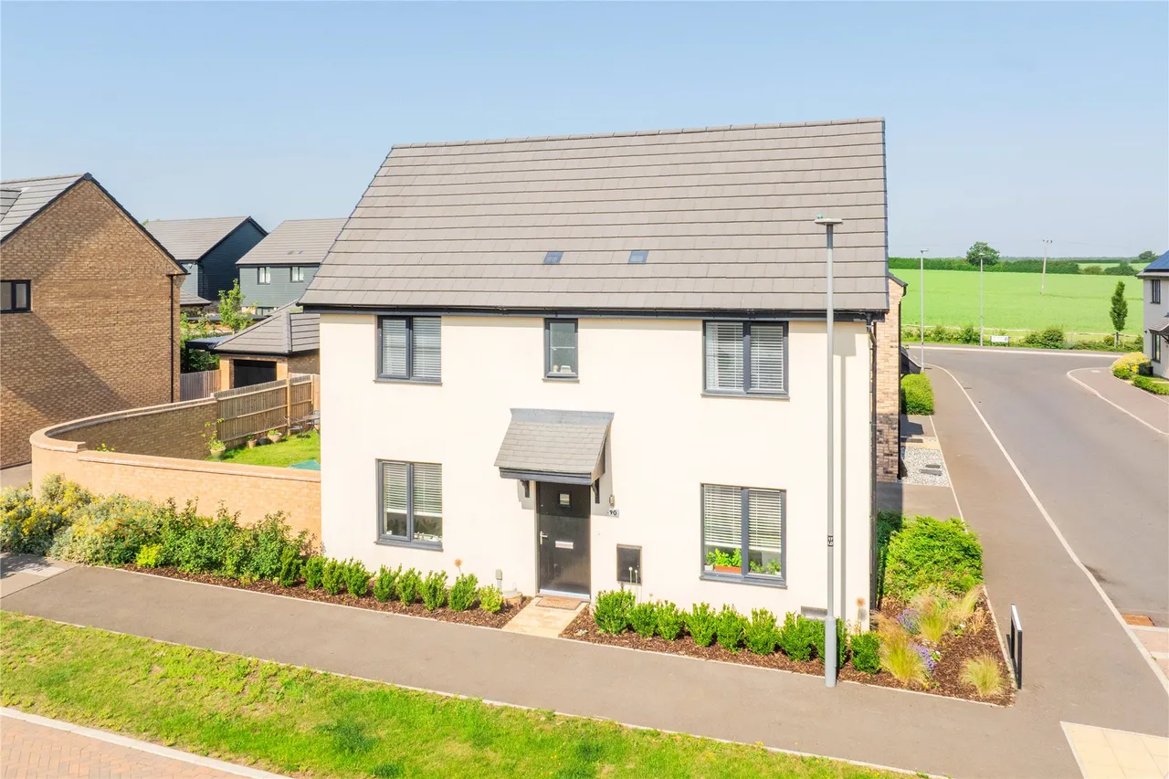 3 bed property for sale, Limbrey Drive, Olney, MK46