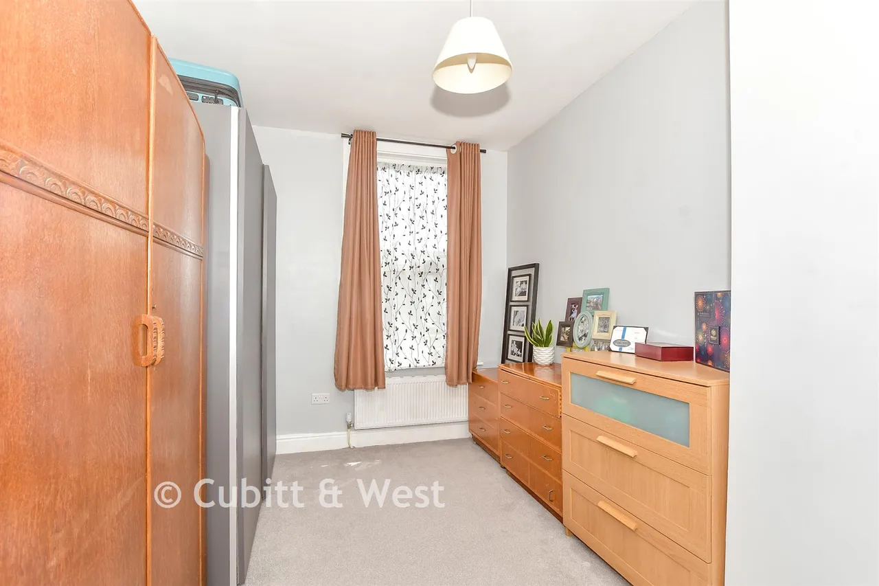 Kensington Road, Portsmouth, PO2, photo 9