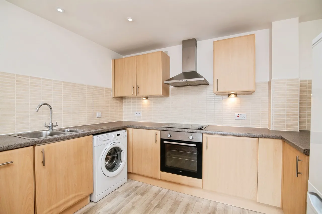 Walsall Road, West Bromwich, photo 6