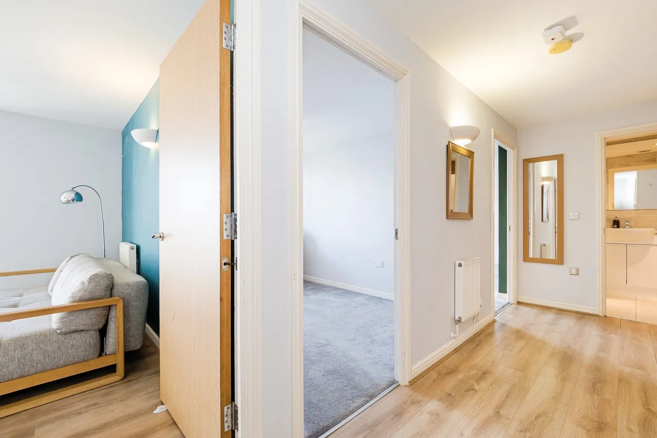 Flint Close, London, E15, photo 15