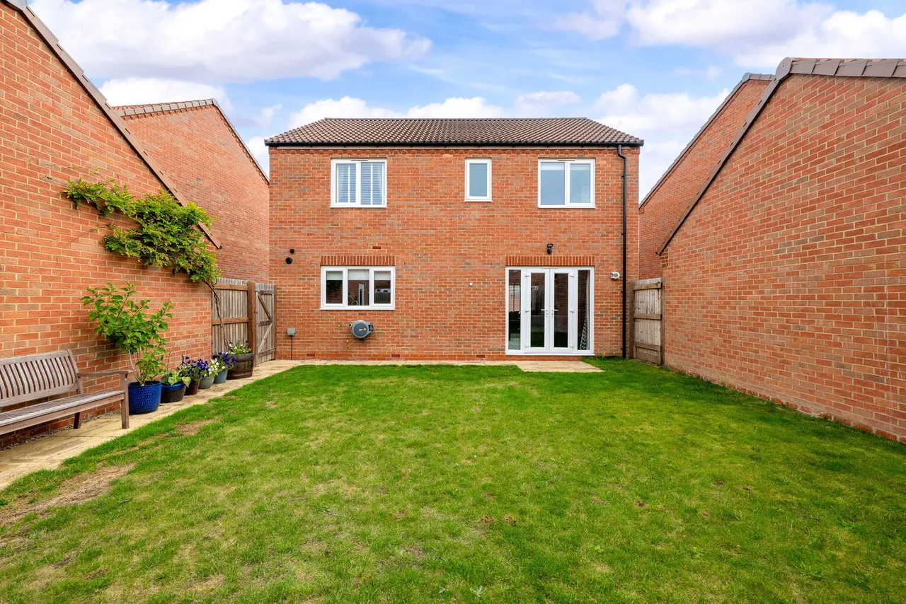 Field Avenue, Saxilby, LN1, photo 20