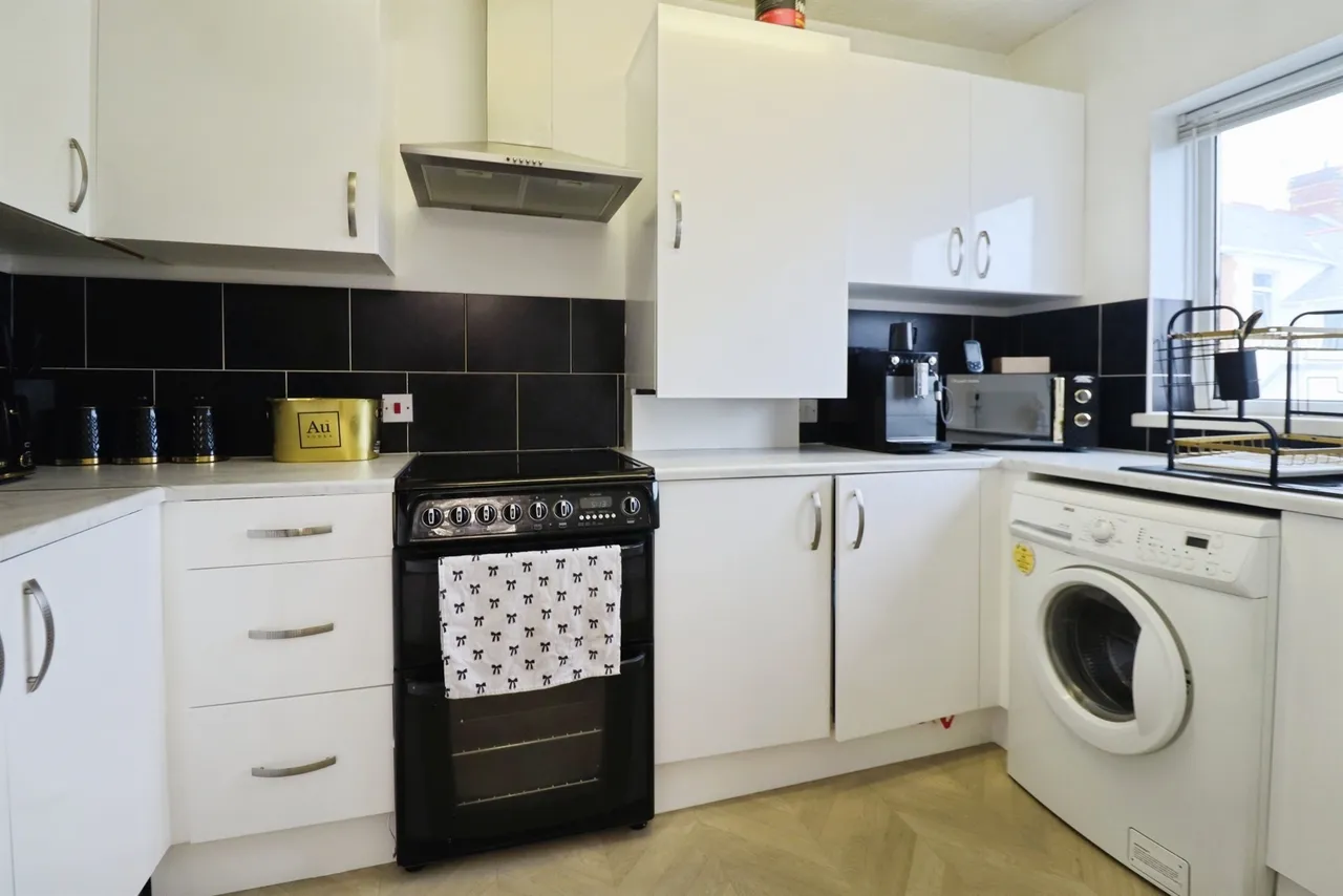 Lombard Street, Barry, CF62, photo 21