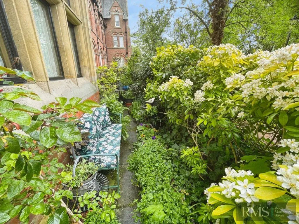 Newcastle Upon Tyne NE2 3BG, NE2, photo 17
