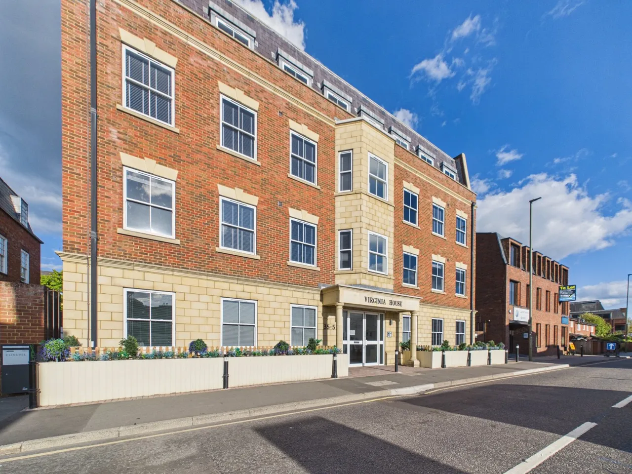 Station Road, Egham, photo 5