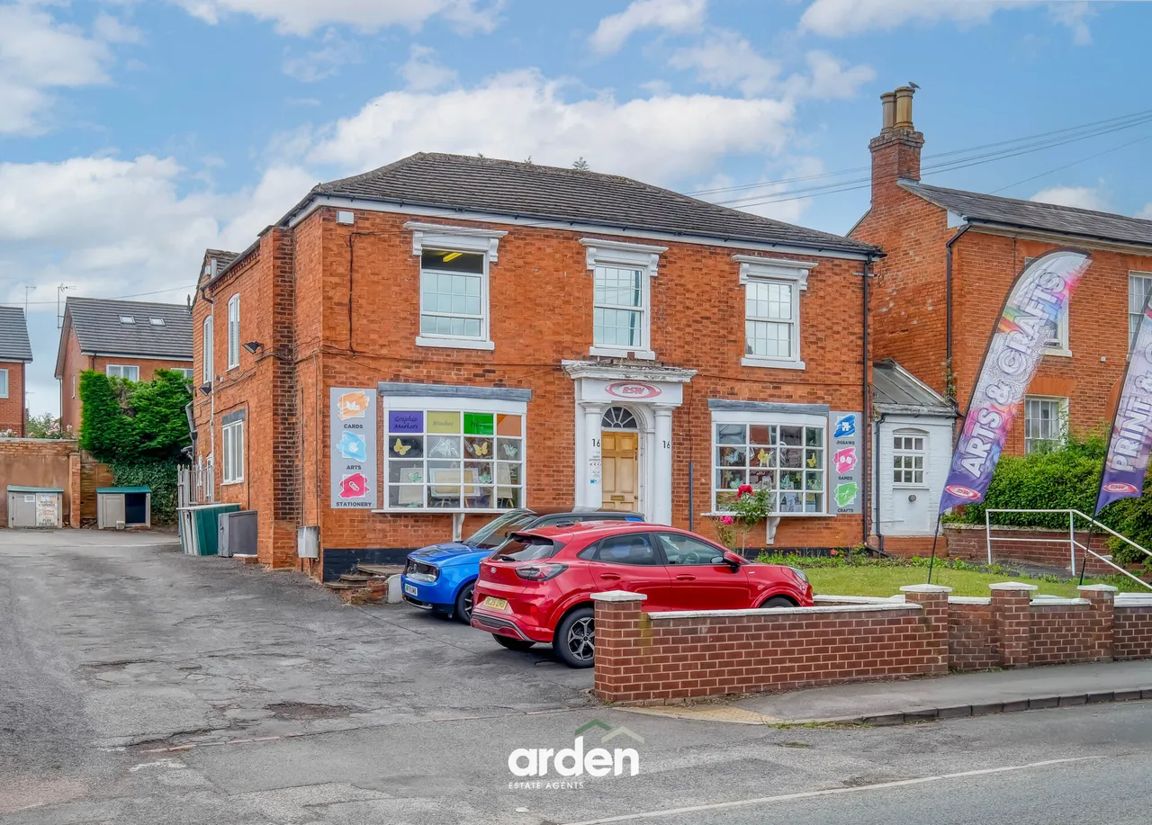 5 bed property for sale, Alcester Road, Studley, B80