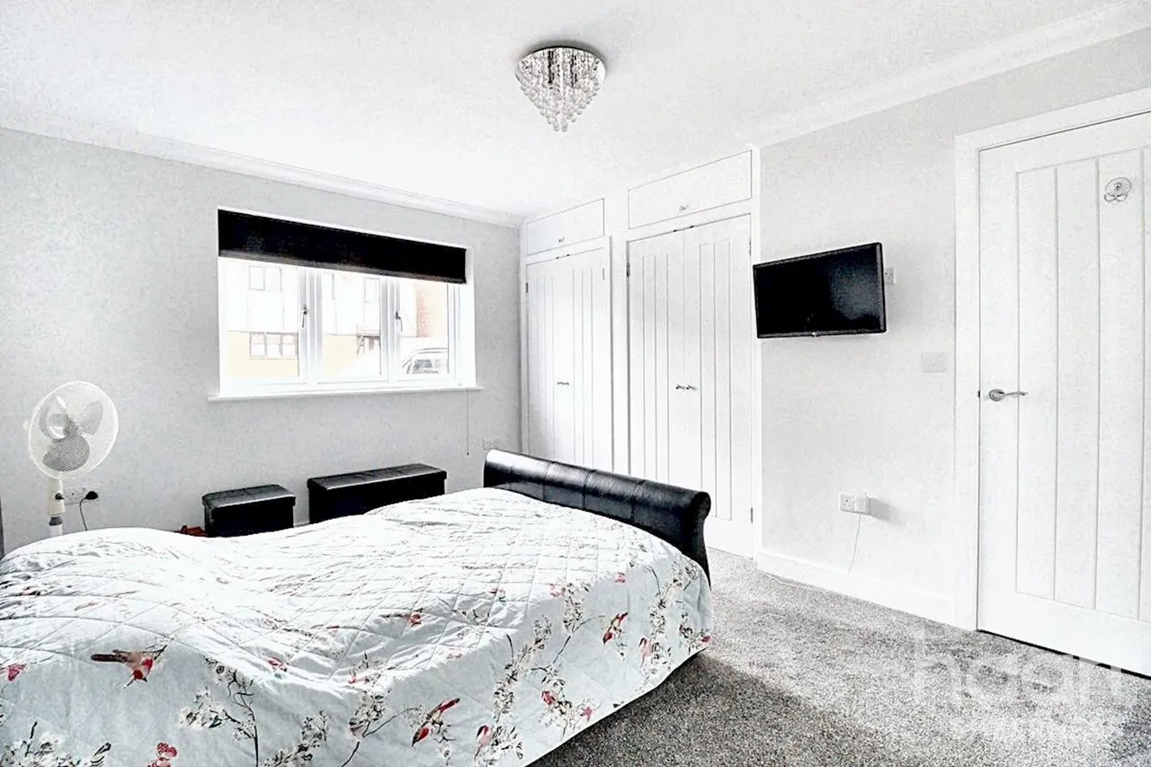 Barton Hill Drive, Minster, ME12, photo 11
