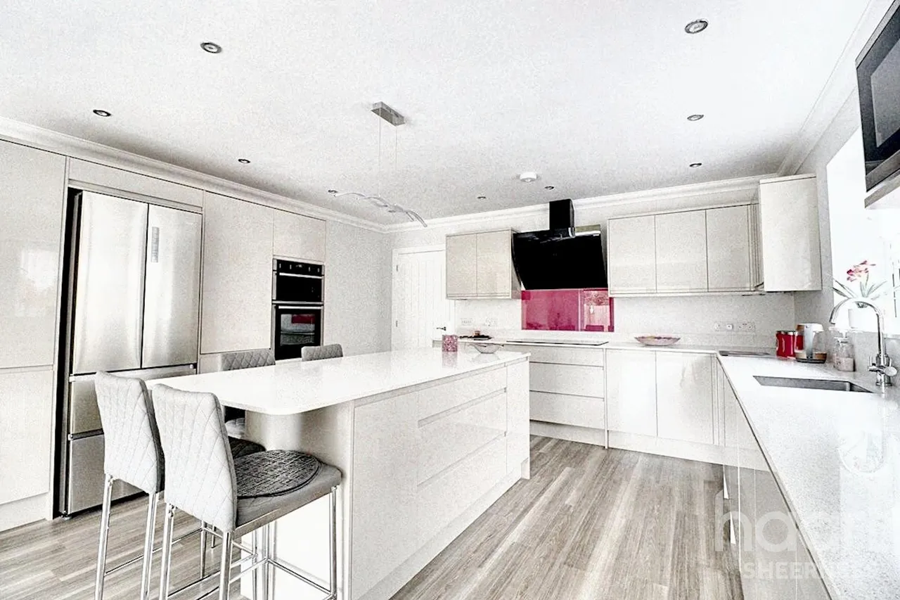 Barton Hill Drive, Minster, ME12, photo 2