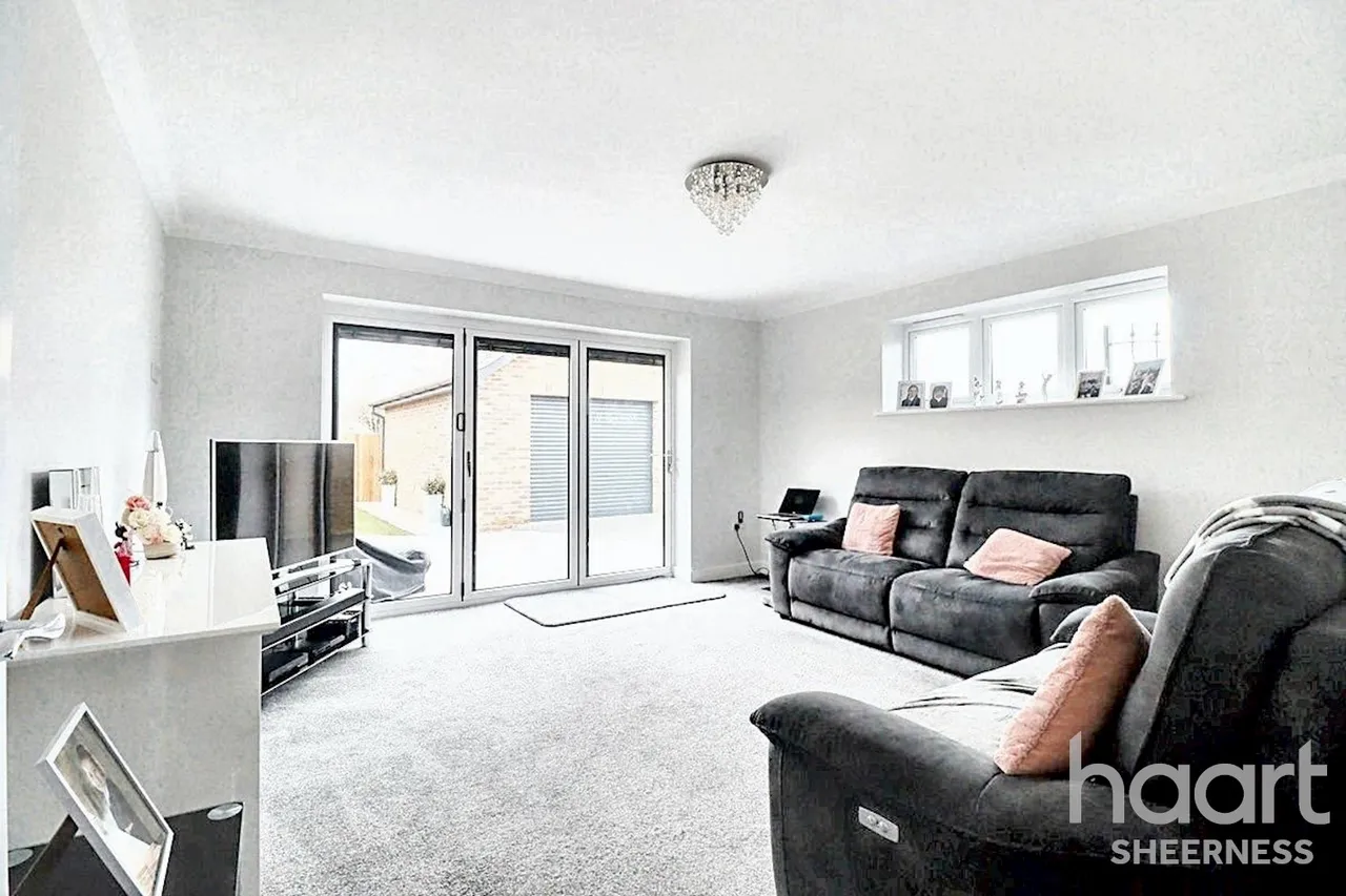 Barton Hill Drive, Minster, ME12, photo 18