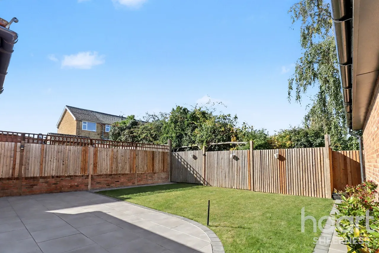 Barton Hill Drive, Minster, ME12, photo 27
