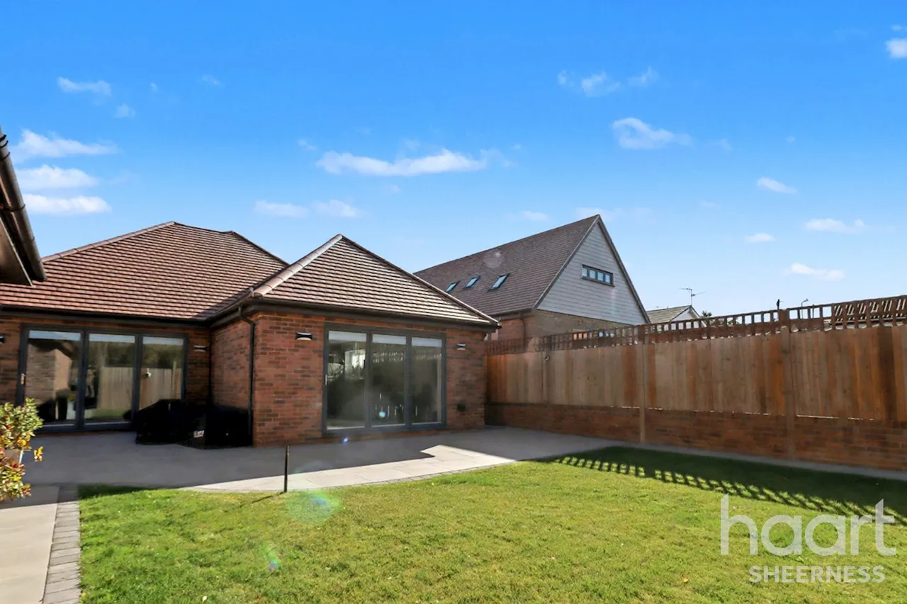 Barton Hill Drive, Minster, ME12, photo 7