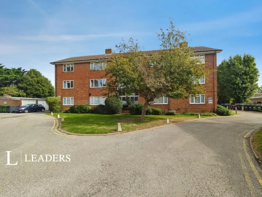 2 bed flat for sale, The Boulevard, Worthing, BN13