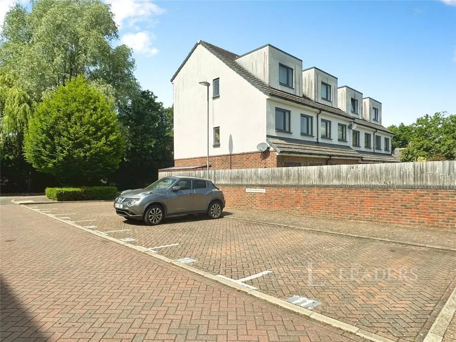Meyrick Mead, Harlow, CM17, photo 10