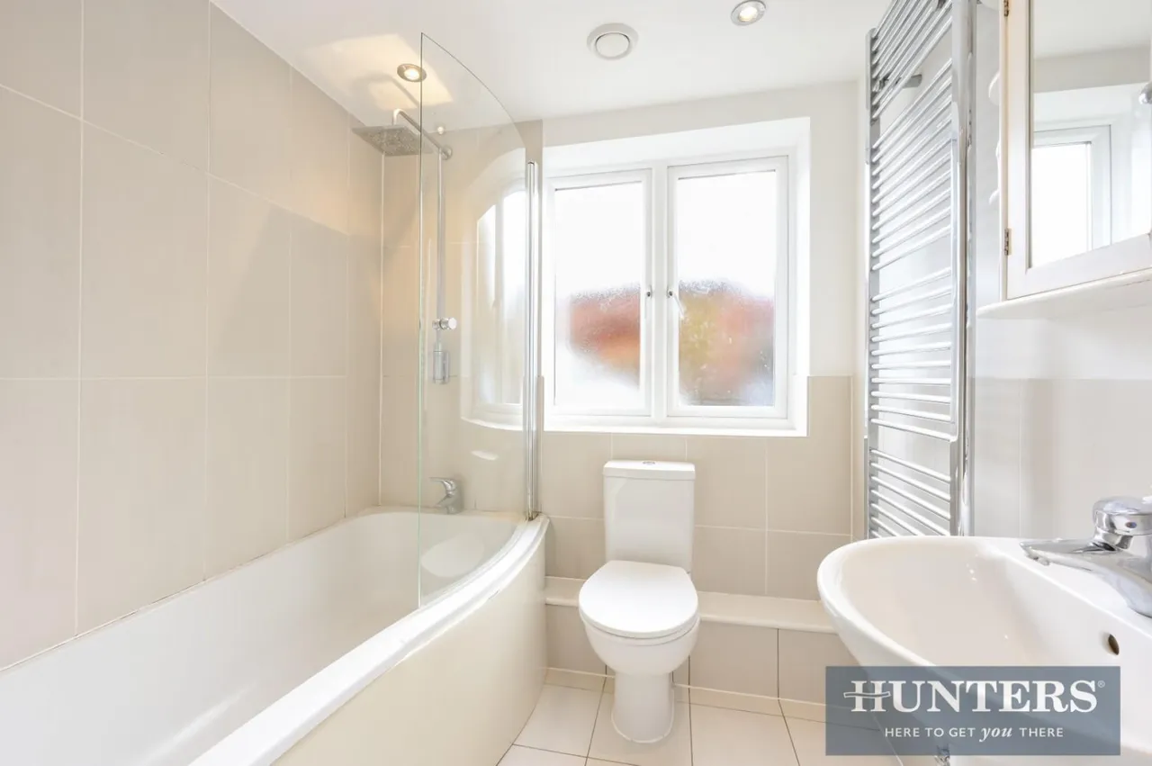 Fusiliers Way, Hounslow, photo 8