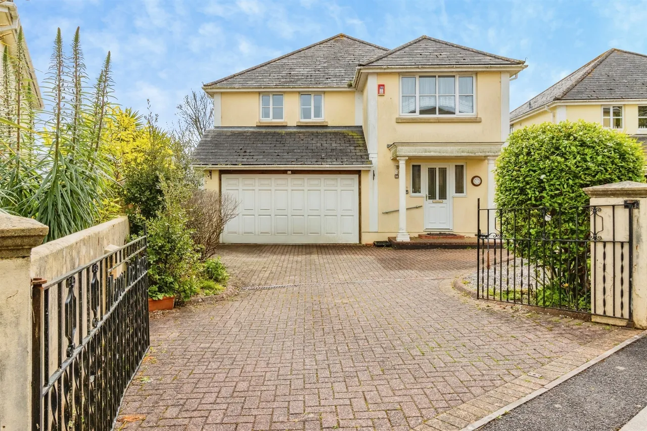 4 bed house for sale — Orestone Drive, Maidencombe, Torquay
