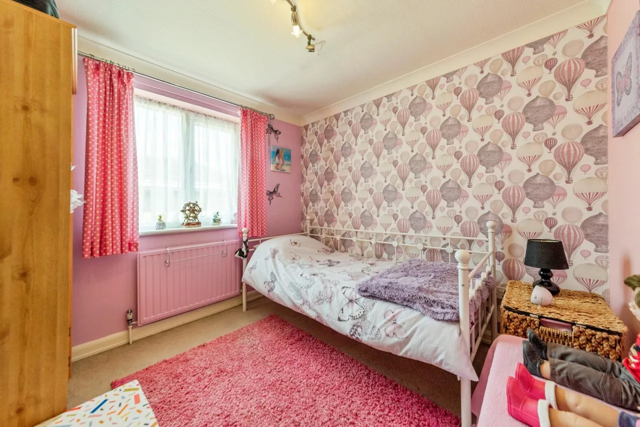 Peascliffe Drive, Grantham, NG31, photo 11