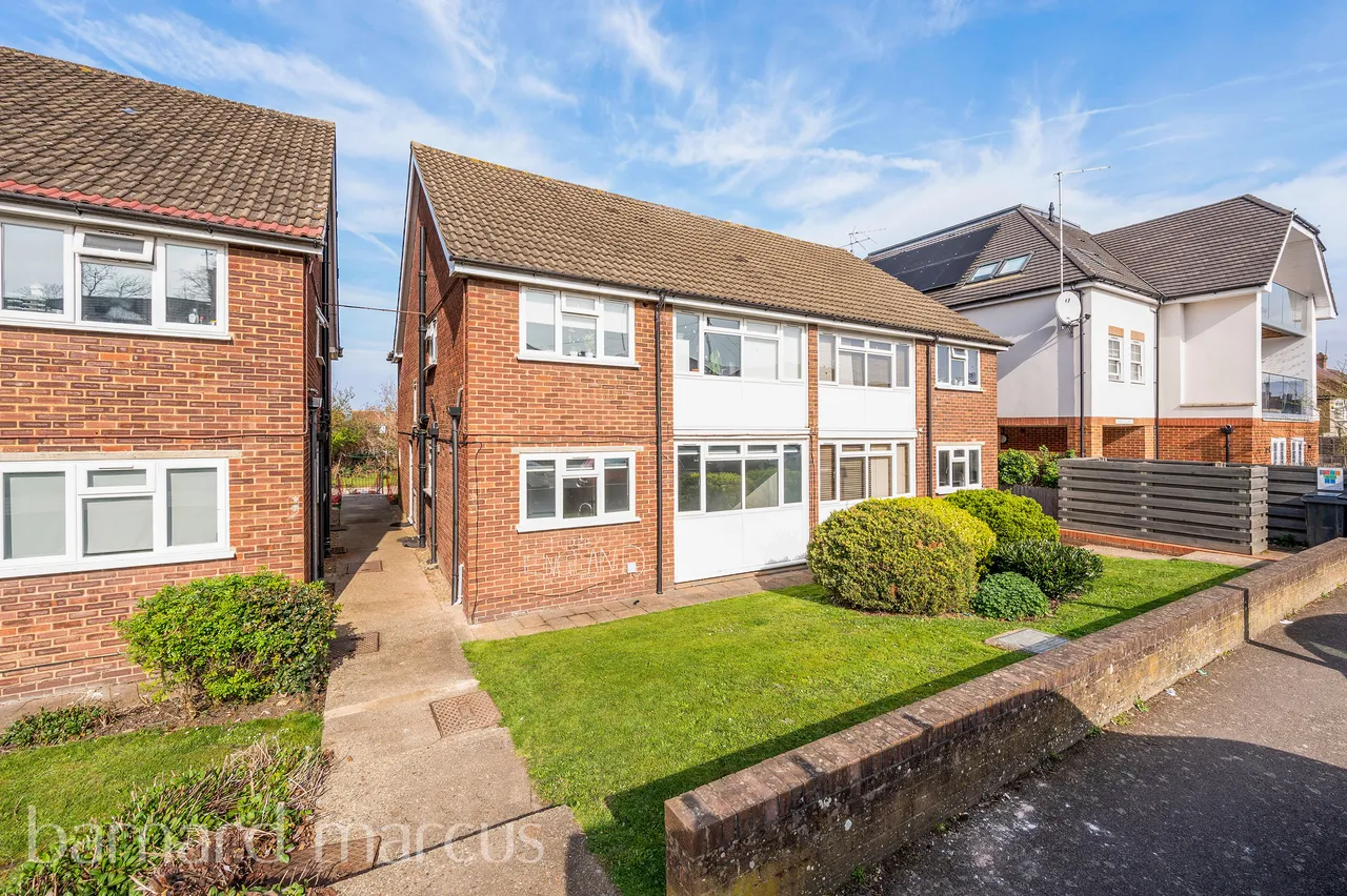 St Philips Avenue, Worcester Park, KT4, photo 4