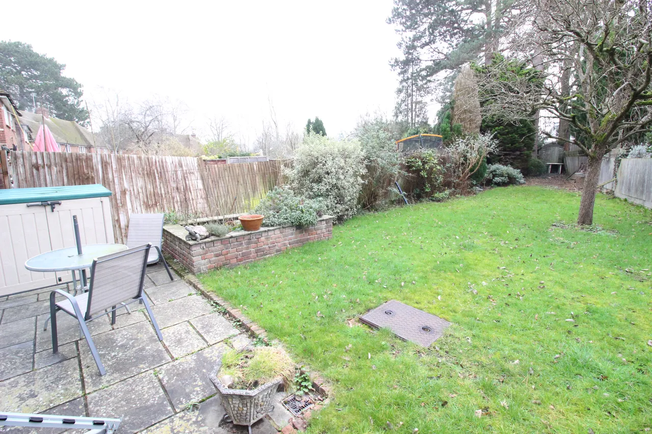 Grafton Road, WORCESTER PARK, Surrey, Worcester Park, KT47QR, photo 7