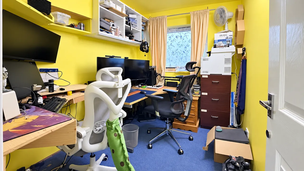 Bonar Close, Edgeley, SK3, photo 5
