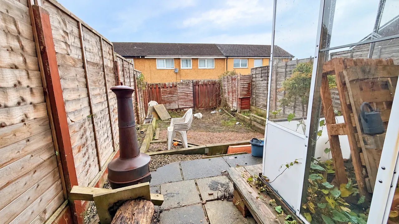 Bonar Close, Edgeley, SK3, photo 8