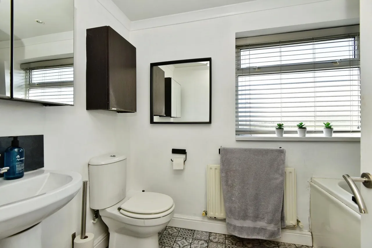 Chatterley Drive, Kidsgrove, ST7, photo 17