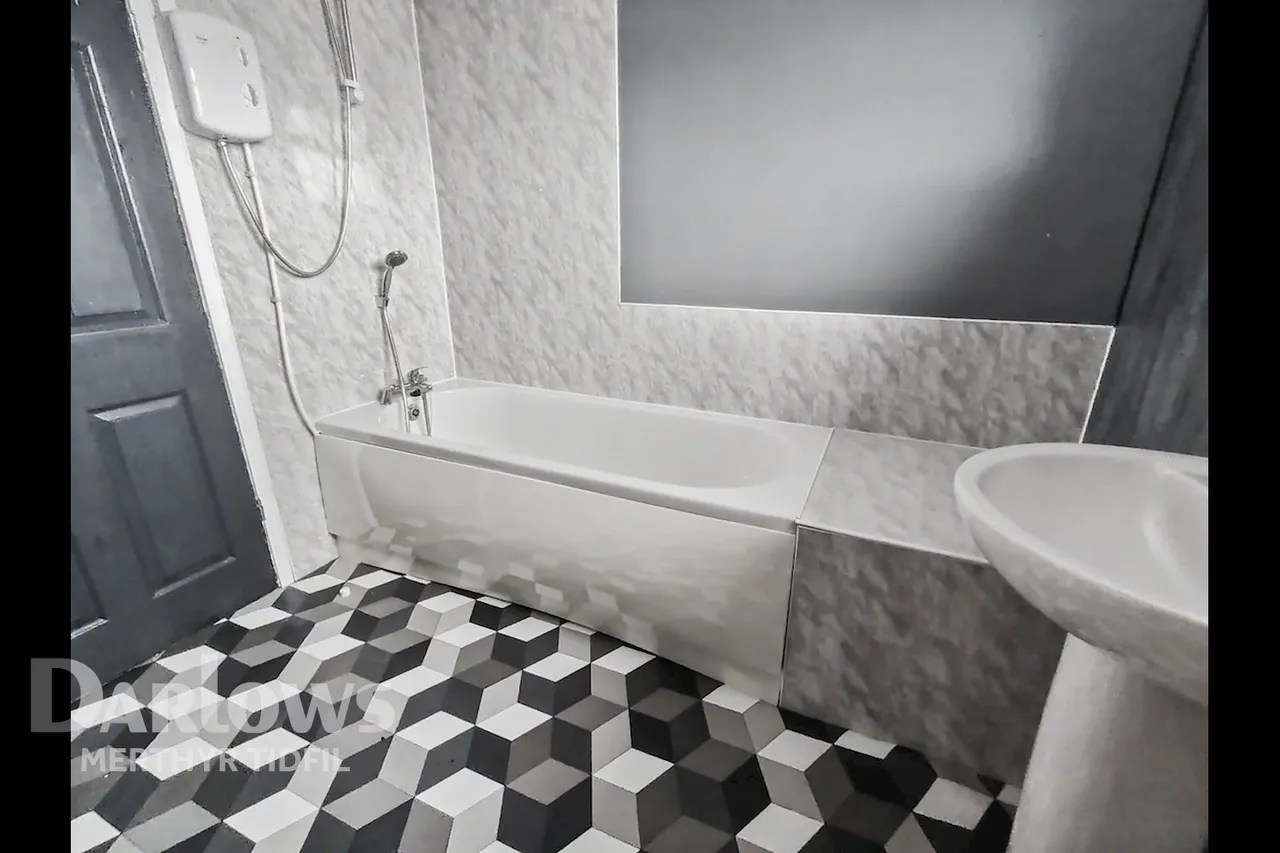 Francis Terrace, Merthyr Tydfil, photo 3