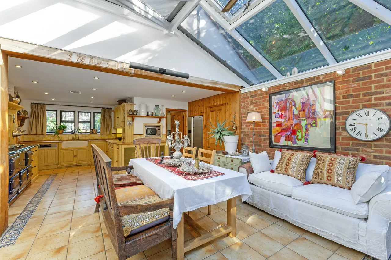Grantley Avenue, Guildford, GU5, photo 2
