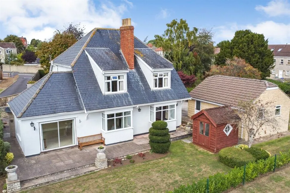 4 bed house for sale, Charlton Road, Midsomer Norton, BA3