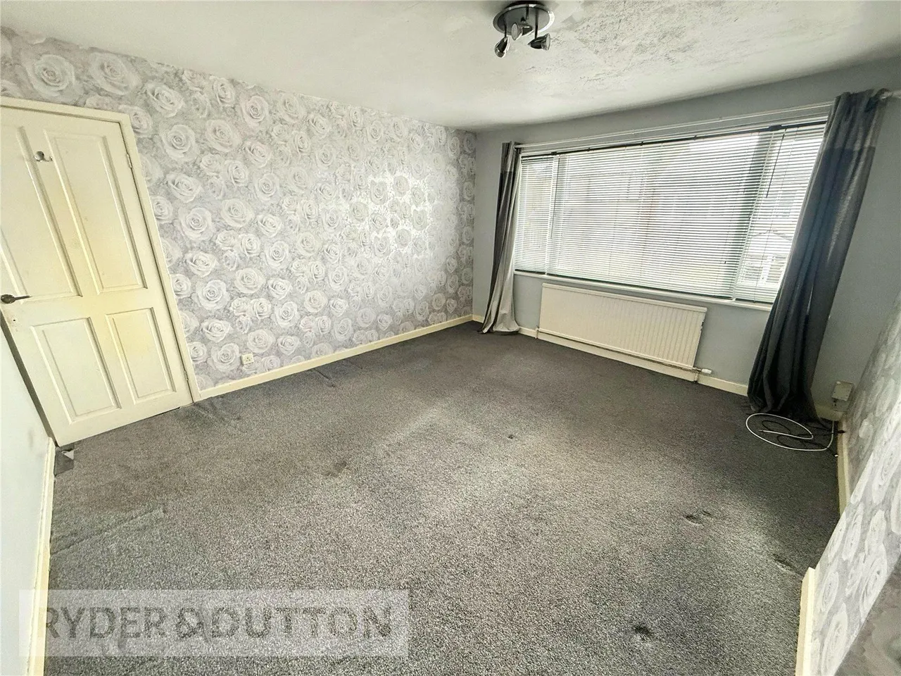 Bucklow Close, Oldham, OL4, photo 8