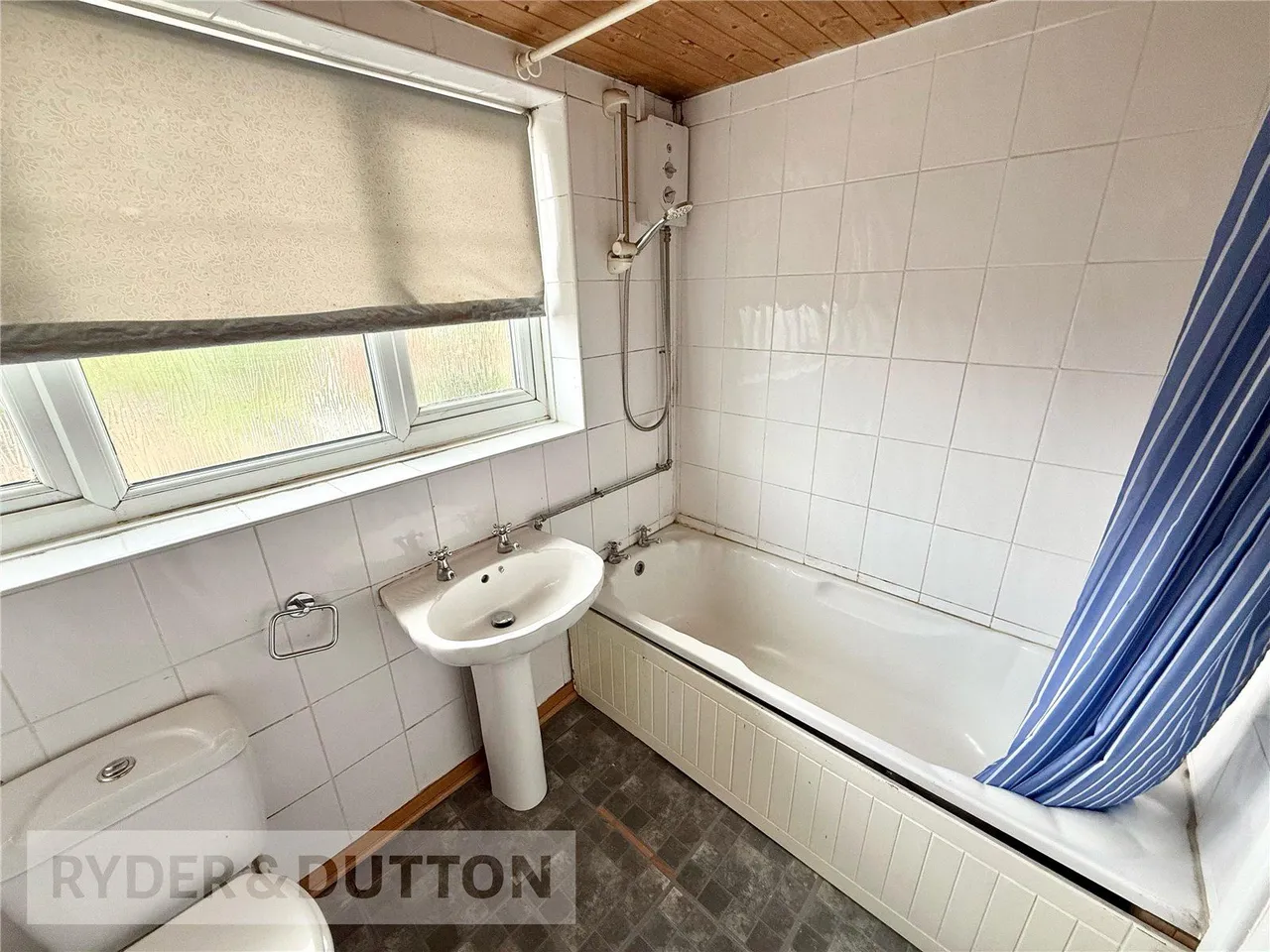 Bucklow Close, Oldham, OL4, photo 9
