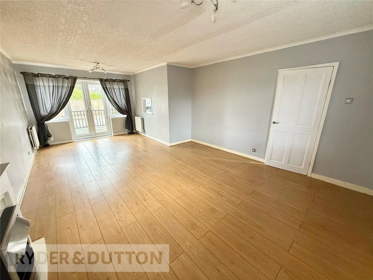 Bucklow Close, Oldham, OL4, photo 3