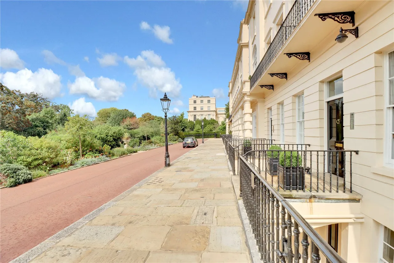 Cambridge Terrace, Regent's Park, NW1, photo 18