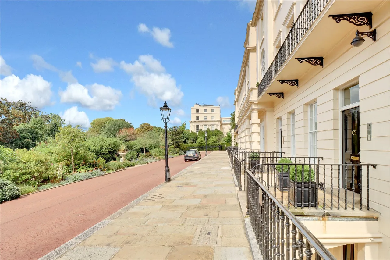 Cambridge Terrace, Regent's Park, NW1, photo 17