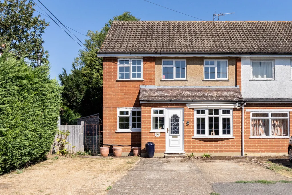 4 bed house for sale, The Borough, Brockham, RH3