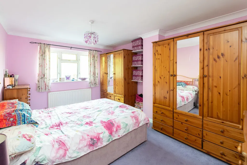 The Borough, Brockham, RH3, photo 7