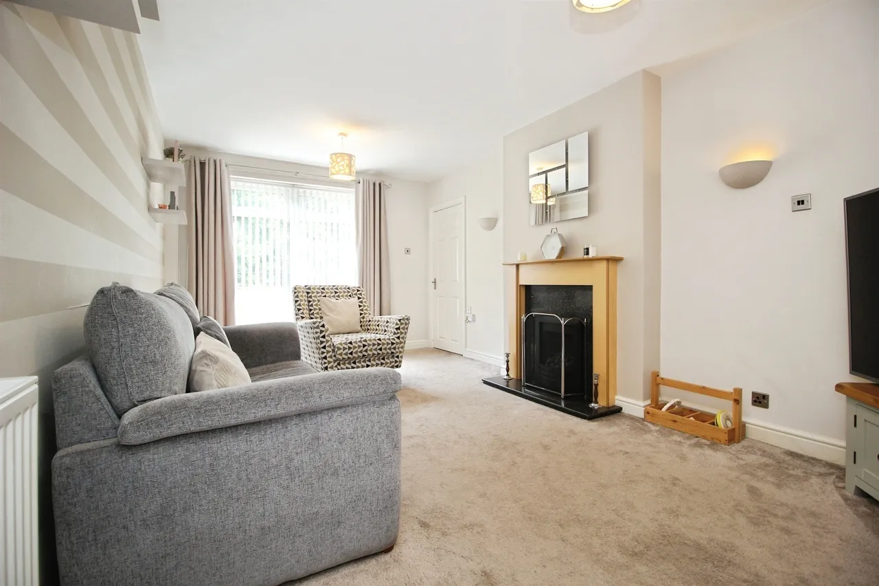 Swarcliffe Avenue, Leeds, photo 3
