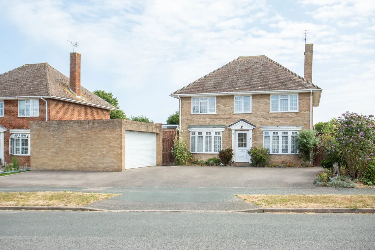4 bed house for sale, The Fairway, Herne Bay, CT6