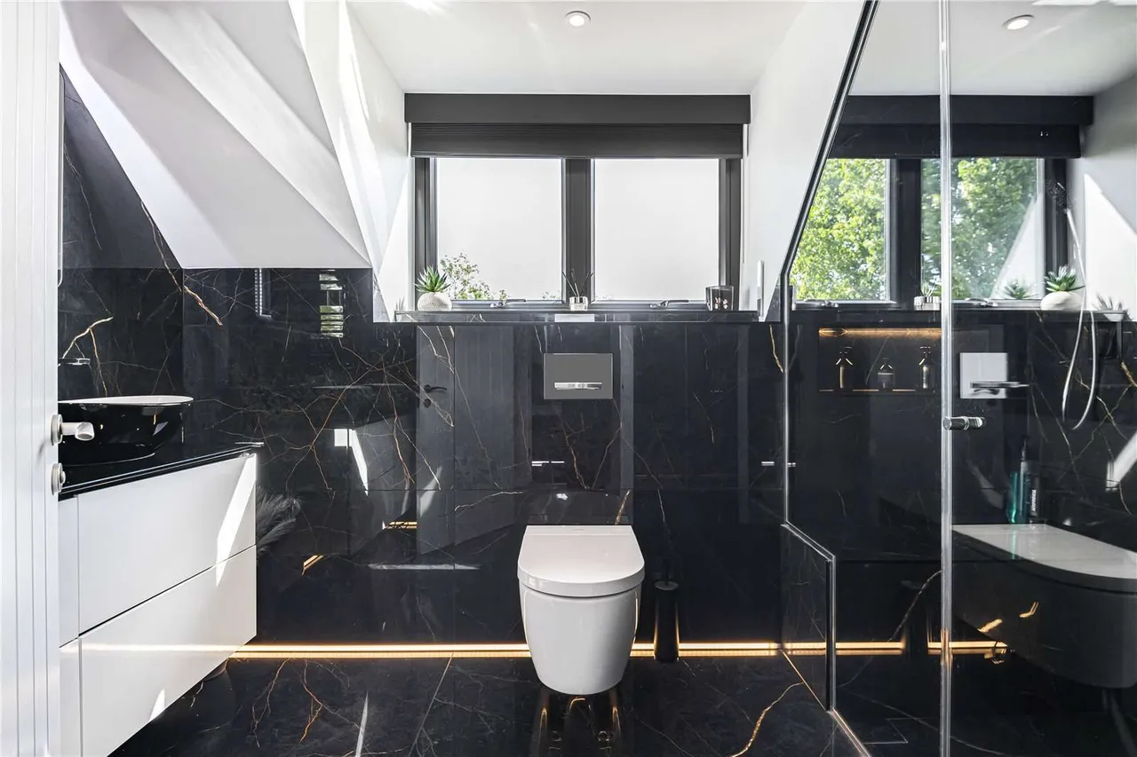 The Warren, Caversham, Reading, RG4 7TQ, photo 12