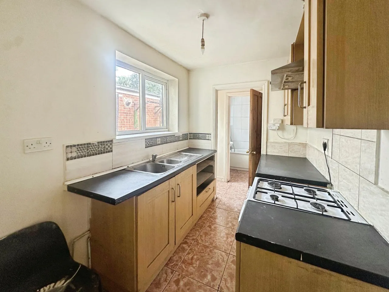 Carter Road, Wolverhampton, WV6, photo 2