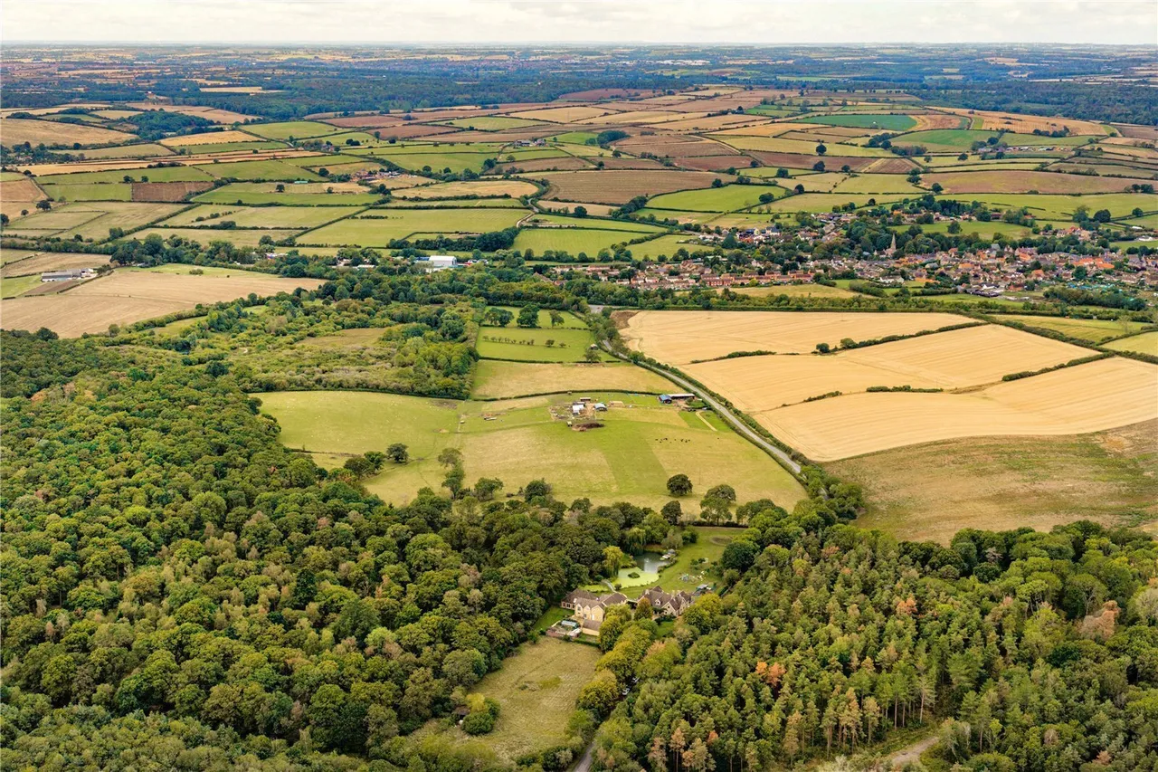 Harley Way, Brigstock, NN14, photo 4