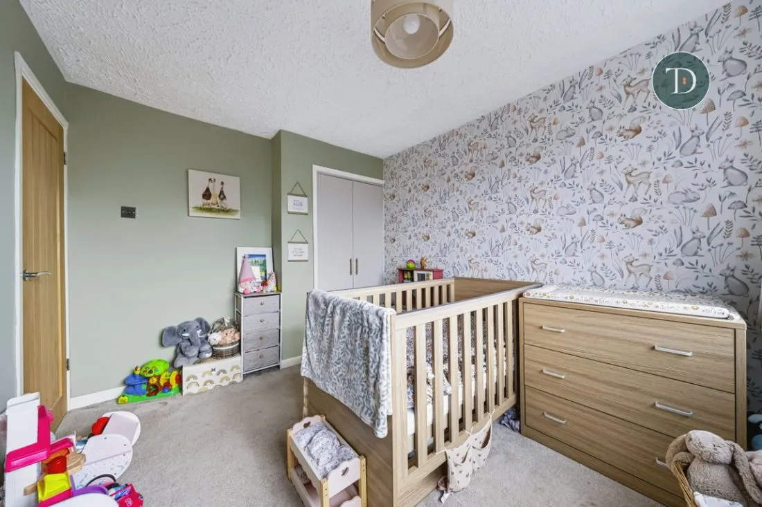 Elaine Close, Great Sutton, CH66, photo 15