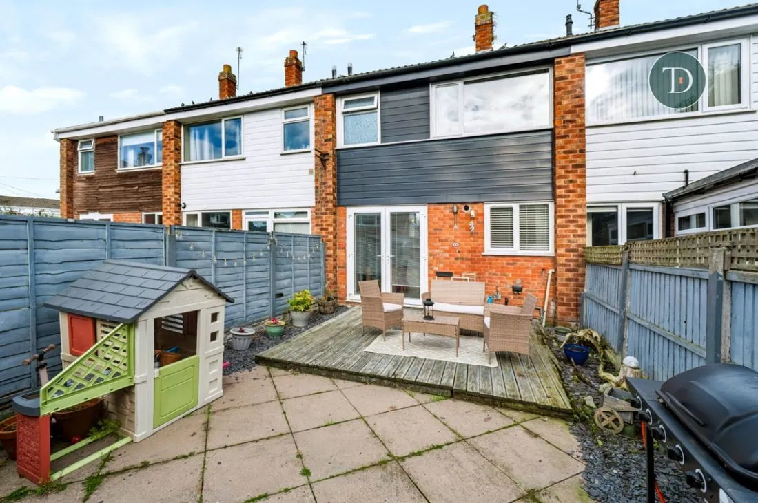 Elaine Close, Great Sutton, CH66, photo 20