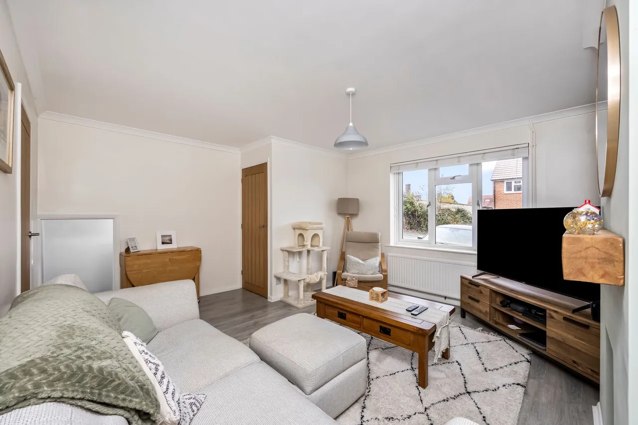 Boston Road, Haywards Heath, RH16, photo 3
