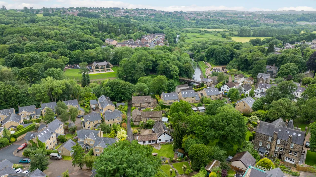Rein Road, Horsforth, LS18, photo 31