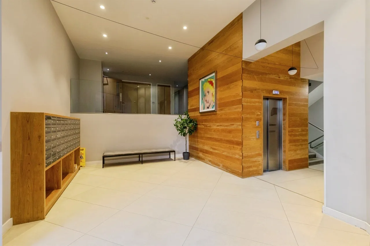 Redcliff Street, Bristol, BS1, photo 3