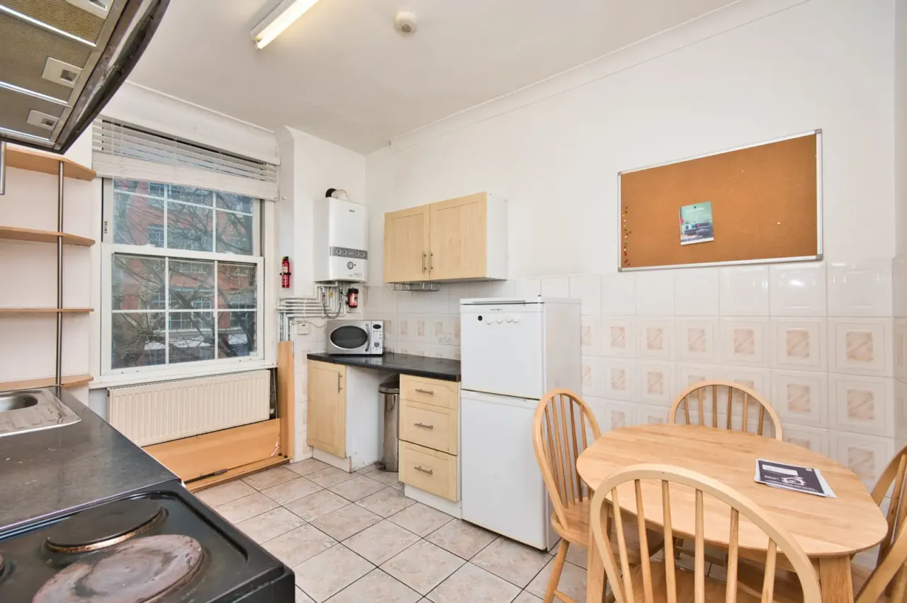 2 bed flat to rent, Tooley Street, SE1