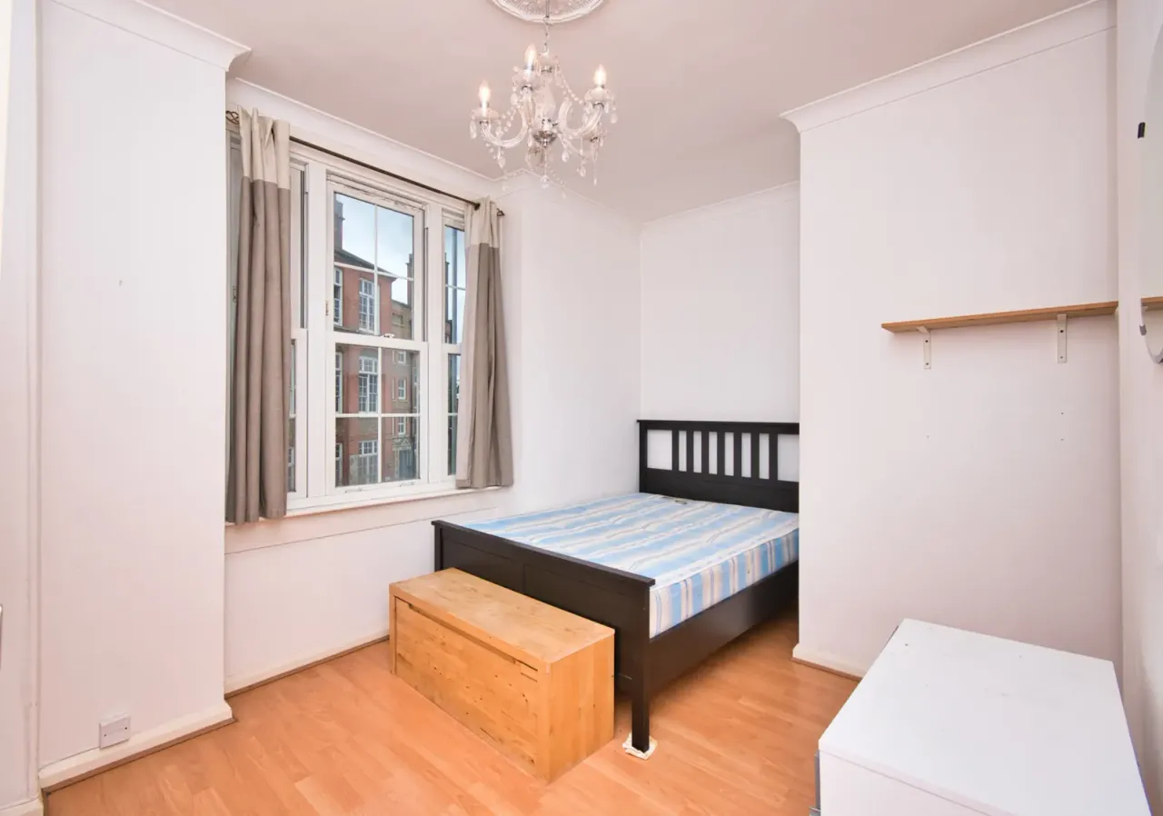 Tooley Street, SE1, photo 3