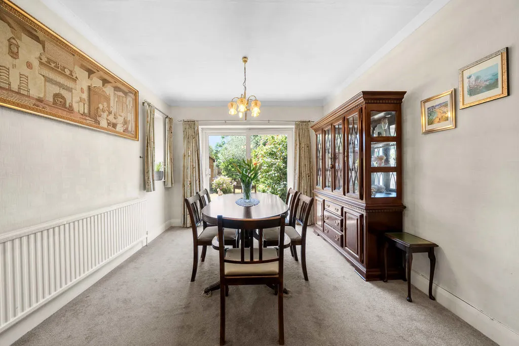 Cottimore Lane, Walton-On-Thames KT12 2BT, photo 5