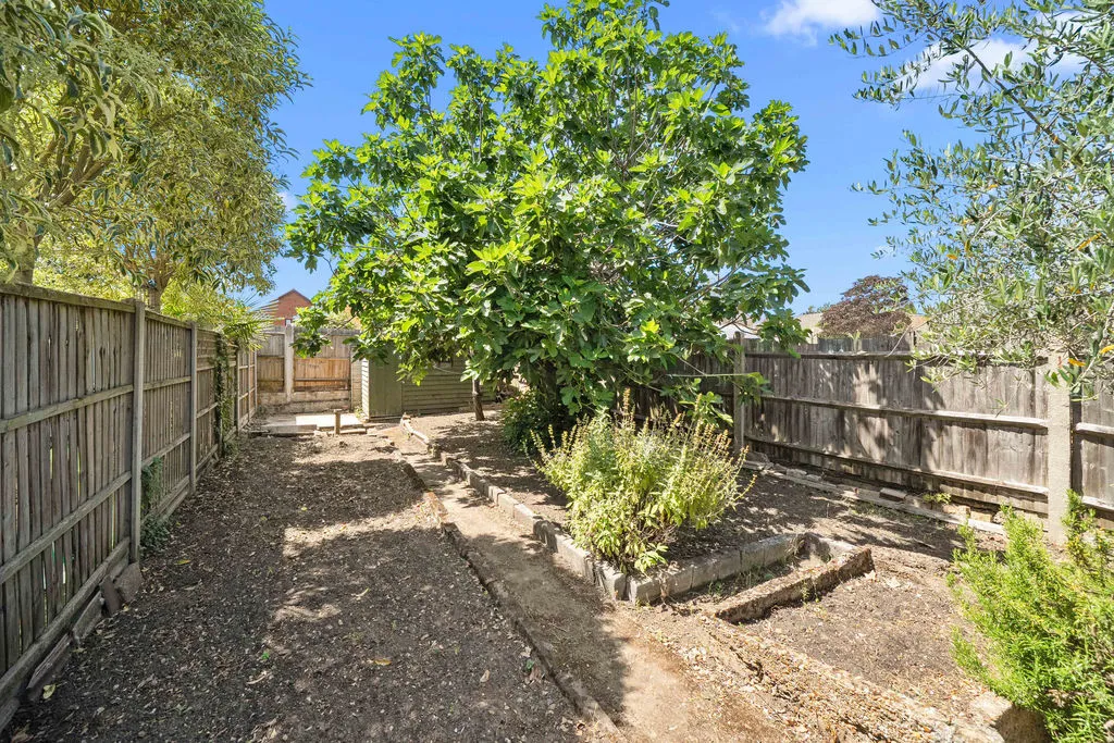 Cottimore Lane, Walton-On-Thames KT12 2BT, photo 14