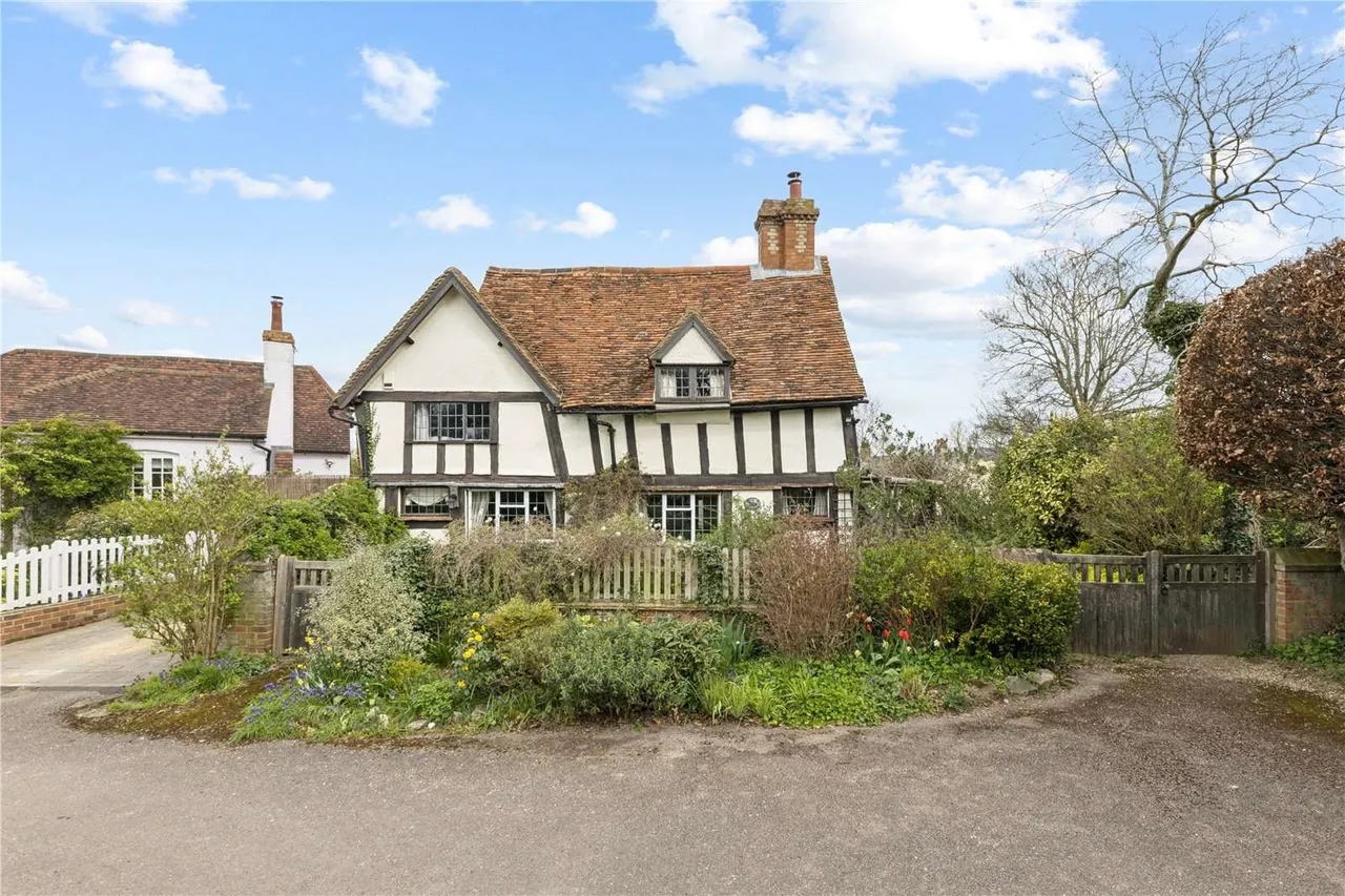 4 bed house for sale, Crabtree Lane, Pirton, SG5